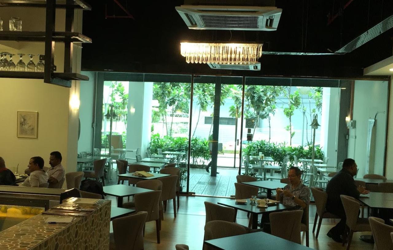 ไฟฟ์ เซนซ์ สวีท แอท เอ็ม สวีท เคแอลซีซี Apartment กัวลาลัมเปอร์ ภายนอก รูปภาพ